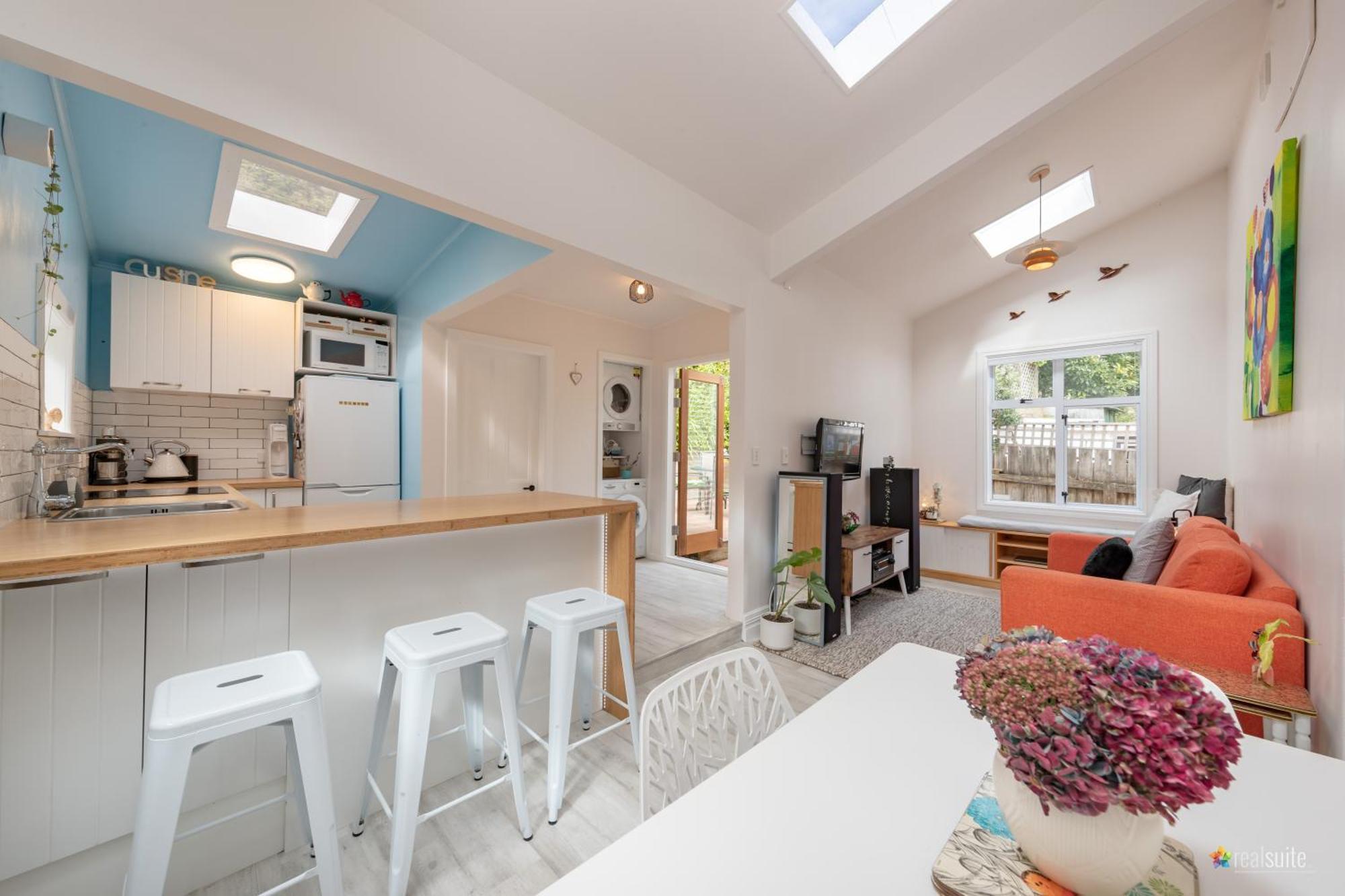Peaceful & Private City Cottage With Carparks Wellington Bagian luar foto